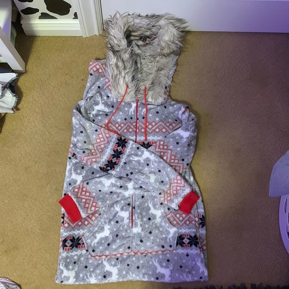 Ardenes small Christmas onesie - Picture 1 of 2